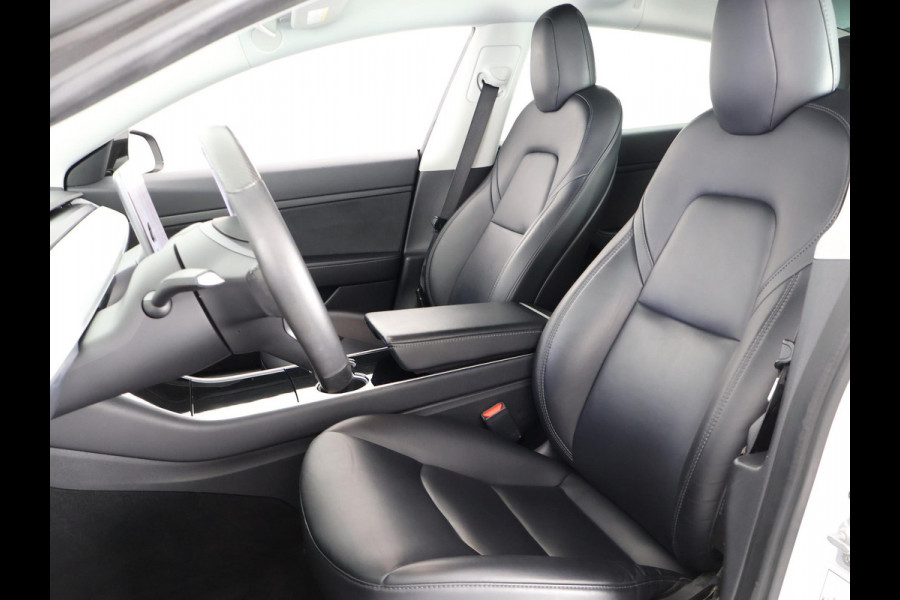 Tesla Model 3 BLACK BI-TONE PANO STD SOD ACCU 88% RWD   60 kWH LEDER.NAVI.CAMERA.AUTOPILOT, STOELVERWARMING EN NOG VEEL MEER!