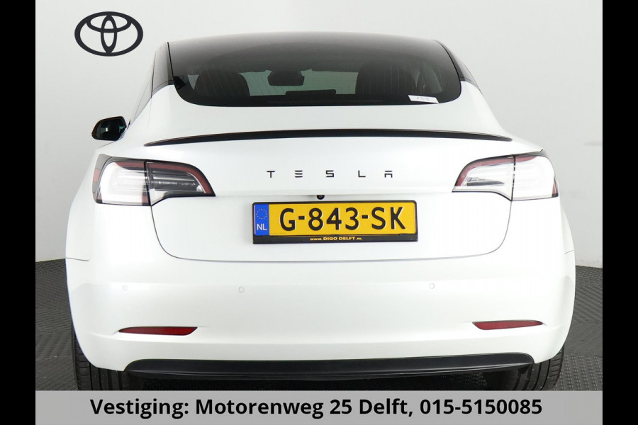 Tesla Model 3 BLACK BI-TONE PANO STD SOD ACCU 88% RWD   60 kWH LEDER.NAVI.CAMERA.AUTOPILOT, STOELVERWARMING EN NOG VEEL MEER!