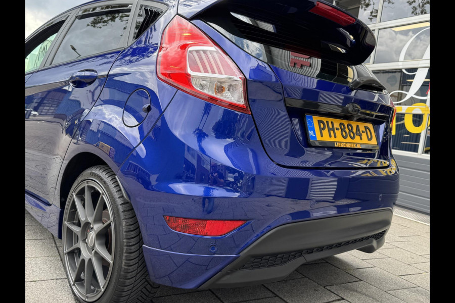 Ford Fiesta 1.0 EcoBoost ST Line - Navigatie I Airco I Sport pakket I LED I PDC I Dealer onderhouden