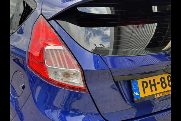 Ford Fiesta 1.0 EcoBoost ST Line - Navigatie I Airco I Sport pakket I LED I PDC I Dealer onderhouden