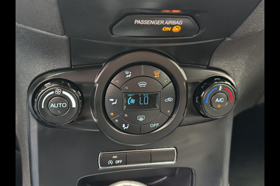 Ford Fiesta 1.0 EcoBoost ST Line - Navigatie I Airco I Sport pakket I LED I PDC I Dealer onderhouden