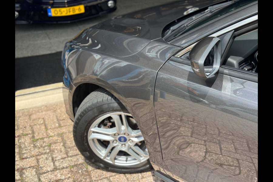 Ford Focus 1.0 EcoBoost 2019 NAVI CRUISE CLIMA LM NAP!