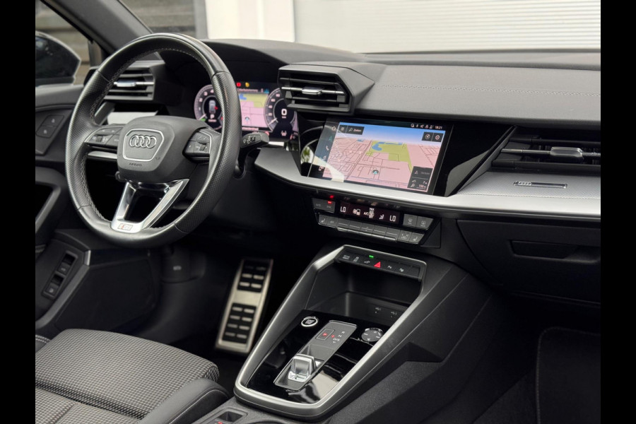 Audi A3 Sportback 45 TFSI e S edition Competition B&O/Pano/Matrix