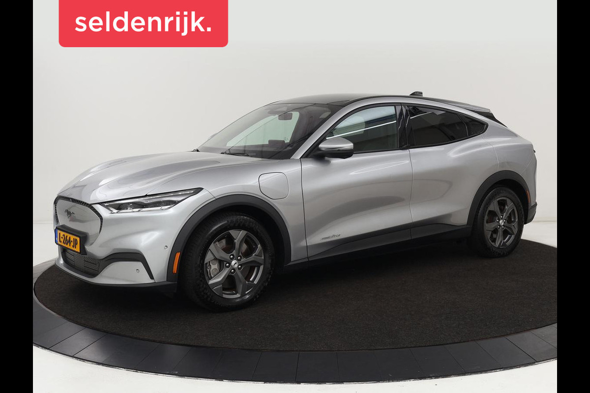 Ford Mustang Mach-E RWD 75 kWh | Panoramadak | Leder | Trekhaak | Stoelverwarming | Adaptive cruise | 360 camera | Adaptive cruise | B&O Sound | Stuurverwarming Ford Mustang Mach-E RWD 75 kWh | Panoramadak | Leder | Trekhaak | Stoelverwarming | Adaptive cruise | 360 camera | Adaptive cruise | B&O Sound | Stuurverwarming