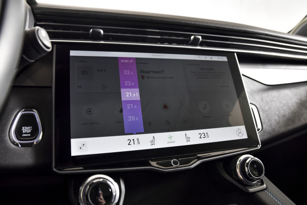 Lynk & Co 01 1.5 PHEV 261PK MY23 | 360 Camera | 7.4 kWh boordlader | Donkere hemel | S/K-panodak | Adapt. Cruise | Memory | Elek. klep | LM 20" | 2072
