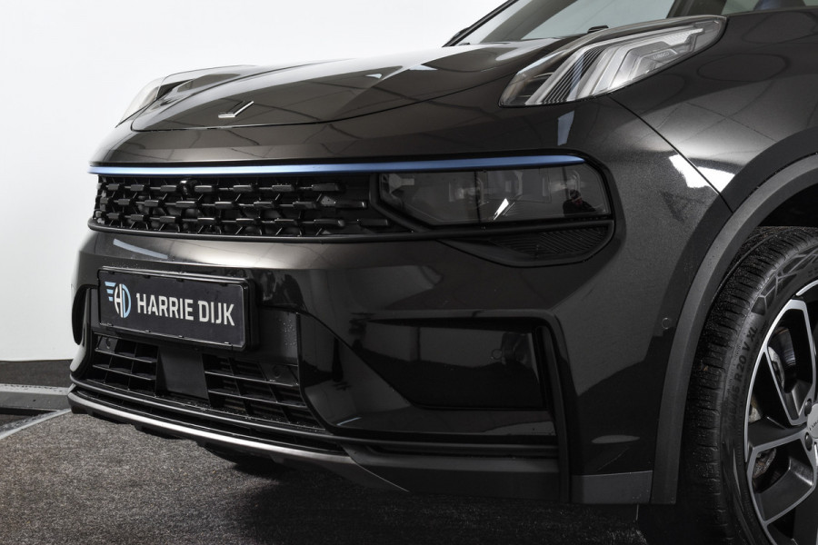 Lynk & Co 01 1.5 PHEV 261PK MY23 | 360 Camera | 7.4 kWh Boordlader | Donkere hemel | S/K-panodak | Adapt. Cruise | Memory | Elek. klep | LM 20" | 7224