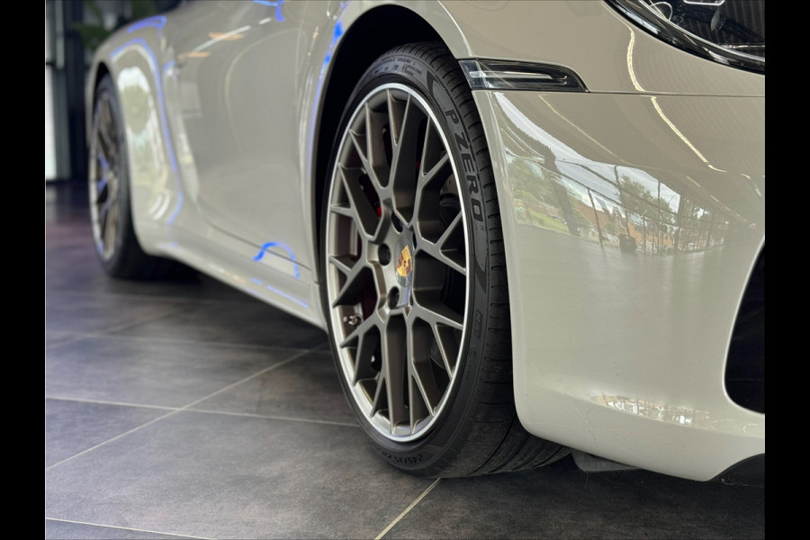 Porsche 911 3.0 Carrera 4S Sport chrono Bose Dealer onderhouden Kreide Grau Panoramadak ACC 450PK!