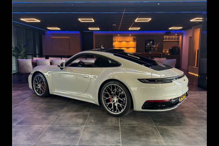 Porsche 911 3.0 Carrera 4S Sport chrono Bose Dealer onderhouden Kreide Grau Panoramadak ACC 450PK!