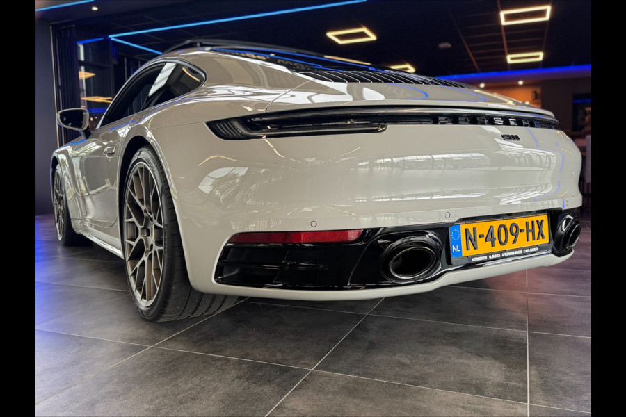 Porsche 911 3.0 Carrera 4S Sport chrono Bose Dealer onderhouden Kreide Grau Panoramadak ACC 450PK!