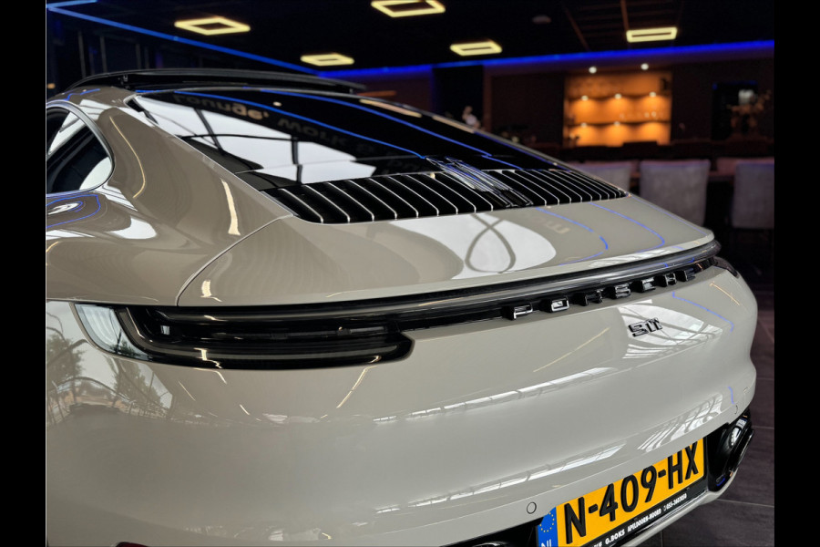 Porsche 911 3.0 Carrera 4S Sport chrono Bose Dealer onderhouden Kreide Grau Panoramadak ACC 450PK!
