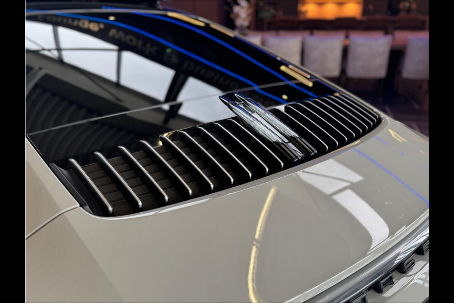 Porsche 911 3.0 Carrera 4S Sport chrono Bose Dealer onderhouden Kreide Grau Panoramadak ACC 450PK!