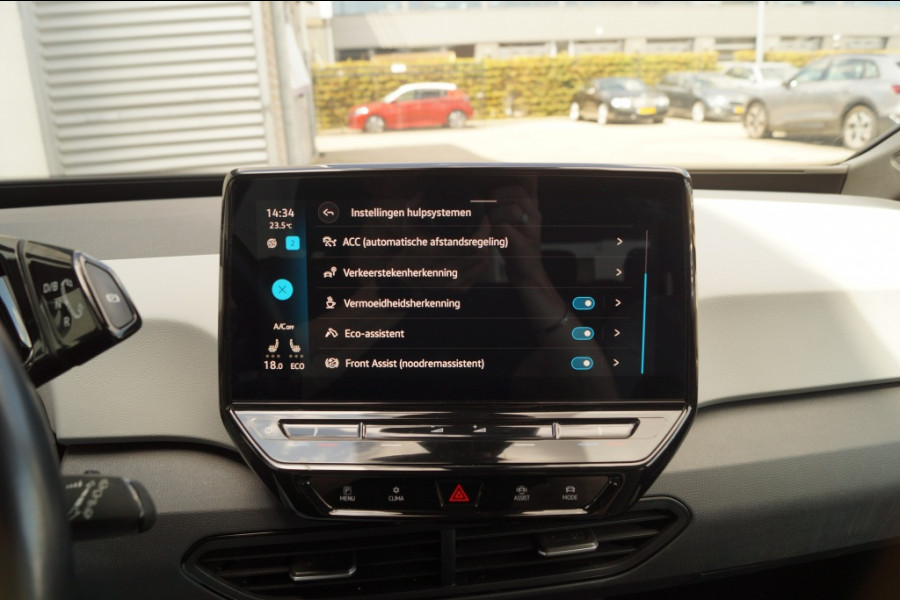 Volkswagen ID.3 First Plus 58kWh -NAVI-ECC-ACC-CAM-