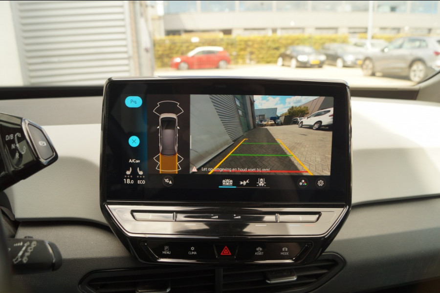 Volkswagen ID.3 First Plus 58kWh -NAVI-ECC-ACC-CAM-