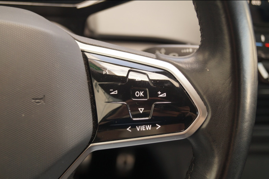Volkswagen ID.3 First Plus 58kWh -NAVI-ECC-ACC-CAM-