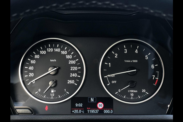 BMW X1 SDrive18i High Executive | Navi, Cruise, PDC, Stoelverw, El. Achterklep | Dealeronderhouden |