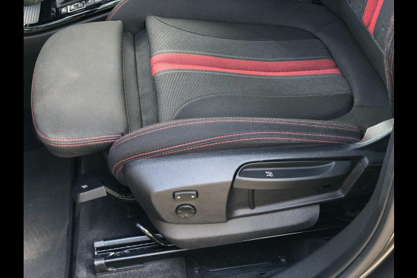 BMW X1 SDrive18i High Executive | Navi, Cruise, PDC, Stoelverw, El. Achterklep | Dealeronderhouden |