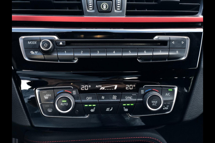 BMW X1 SDrive18i High Executive | Navi, Cruise, PDC, Stoelverw, El. Achterklep | Dealeronderhouden |