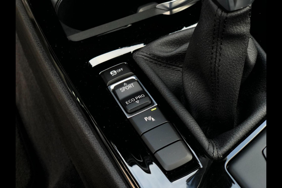 BMW X1 SDrive18i High Executive | Navi, Cruise, PDC, Stoelverw, El. Achterklep | Dealeronderhouden |