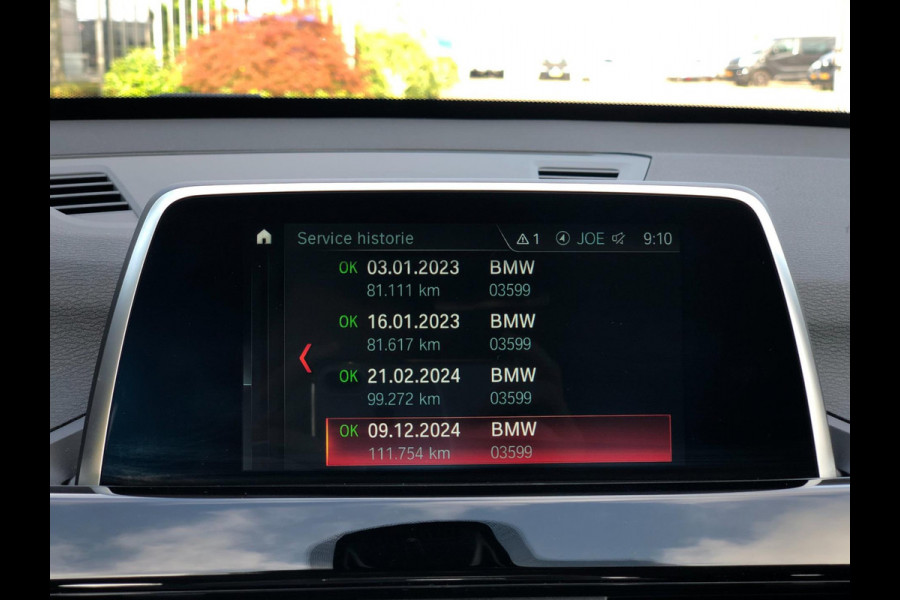 BMW X1 SDrive18i High Executive | Navi, Cruise, PDC, Stoelverw, El. Achterklep | Dealeronderhouden |