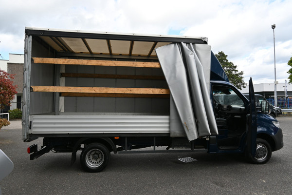 Mercedes-Benz Sprinter 516 CDI MBUX navigatie, Geveerde stoel