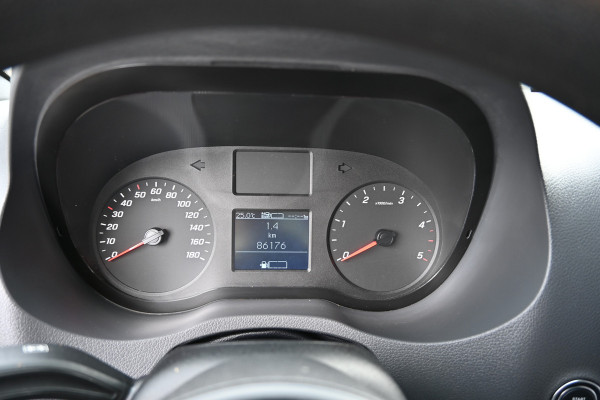 Mercedes-Benz Sprinter 516 CDI MBUX navigatie, Geveerde stoel