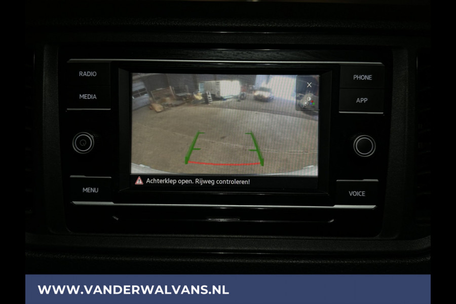 Volkswagen Crafter 2.0 TDI 140pk L3H3 L2H2 Euro6 Airco | Camera | Apple carplay | Android auto bijrijdersbank, 3000kg trekvermogen