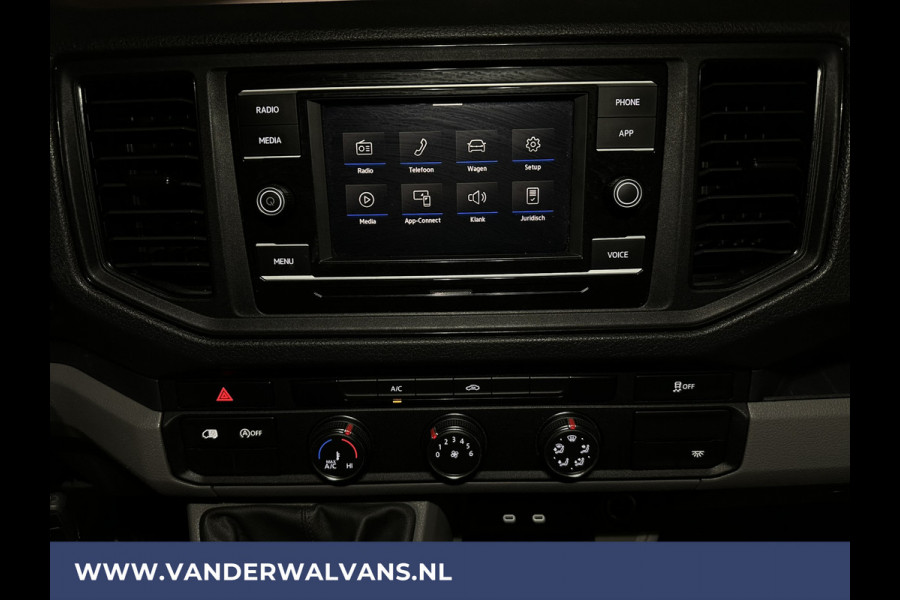 Volkswagen Crafter 2.0 TDI 140pk L3H3 L2H2 Euro6 Airco | Camera | Apple carplay | Android auto bijrijdersbank, 3000kg trekvermogen