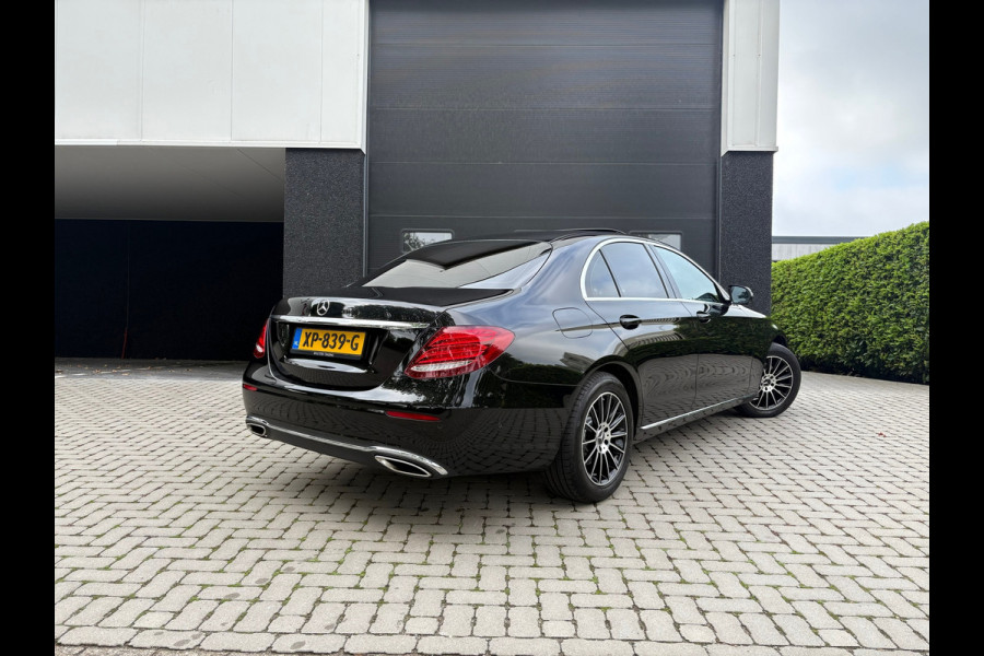 Mercedes-Benz E-Klasse 200 Premium Plus - Pano - Trekhaak - Dealer OH