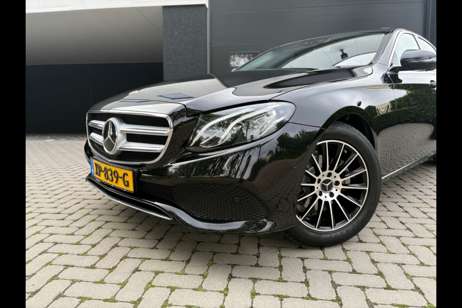 Mercedes-Benz E-Klasse 200 Premium Plus - Pano - Trekhaak - Dealer OH