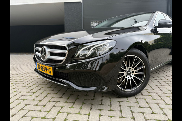 Mercedes-Benz E-Klasse 200 Premium Plus - Pano - Trekhaak - Dealer OH