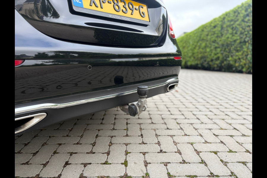 Mercedes-Benz E-Klasse 200 Premium Plus - Pano - Trekhaak - Dealer OH
