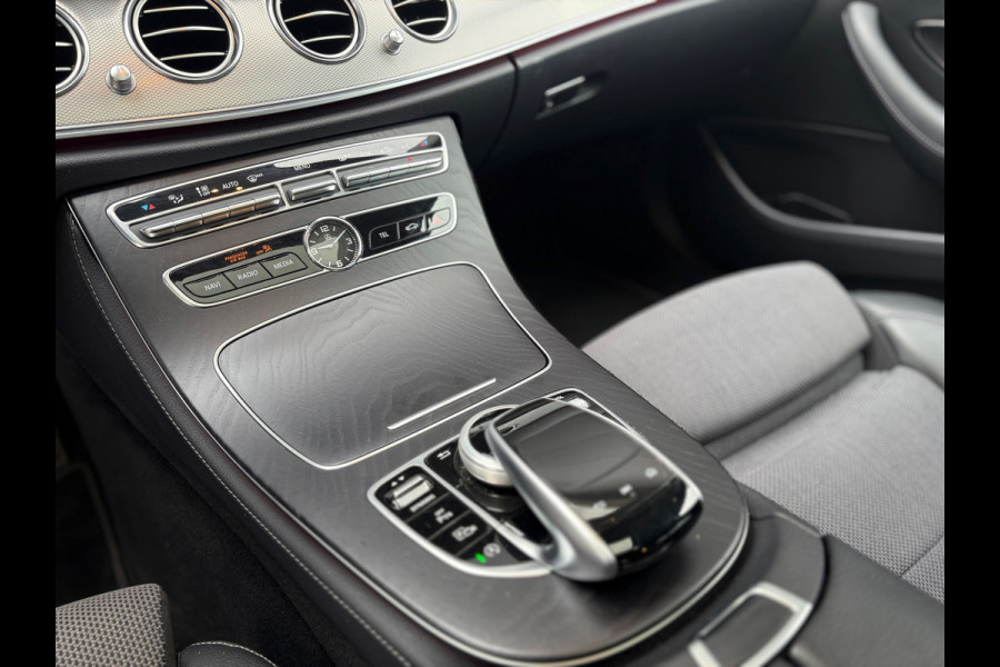 Mercedes-Benz E-Klasse 200 Premium Plus - Pano - Trekhaak - Dealer OH