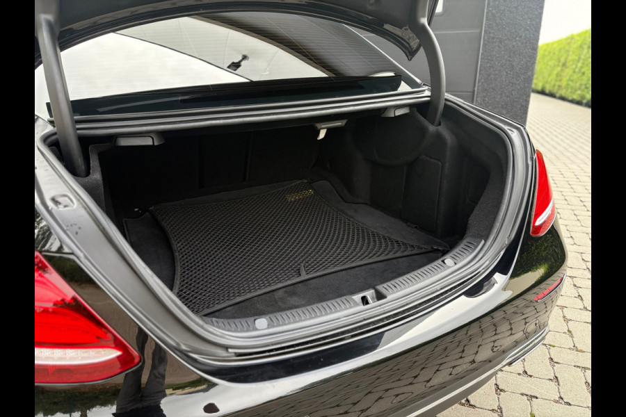 Mercedes-Benz E-Klasse 200 Premium Plus - Pano - Trekhaak - Dealer OH