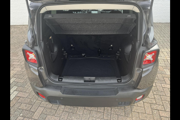 Jeep Renegade 1.4 MultiAir Limited Cruise control Climate control Stoel- en stuurverwarming Apple / Android