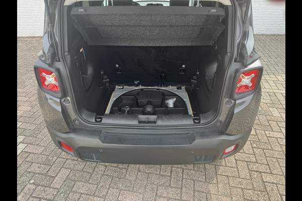 Jeep Renegade 1.4 MultiAir Limited Cruise control Climate control Stoel- en stuurverwarming Apple / Android