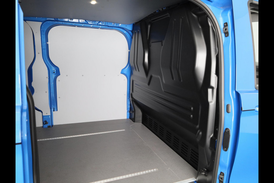 Volkswagen Transporter 2.0 TDI L2H1 30 Bulli 170 PK AUTOMAAT TREKHAAK | ALARM | LMV | 70 LTR TANK