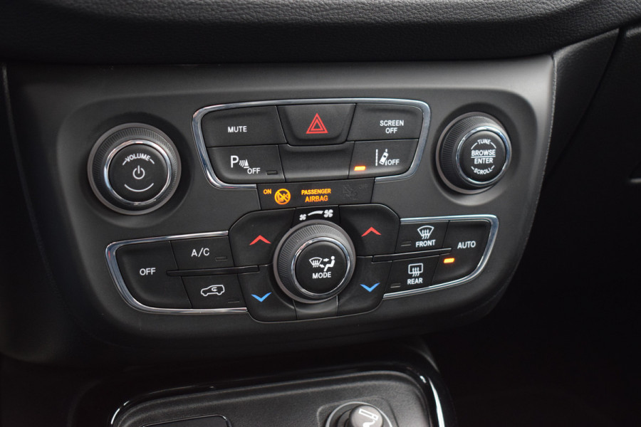 Jeep Compass 1.4 MultiAir Night Eagle | Camera | Trekhaak | Climate