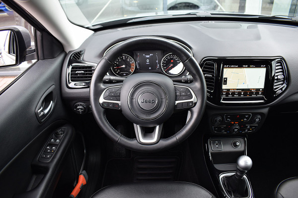 Jeep Compass 1.4 MultiAir Night Eagle | Camera | Trekhaak | Climate