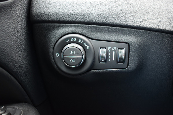 Jeep Compass 1.4 MultiAir Night Eagle | Camera | Trekhaak | Climate