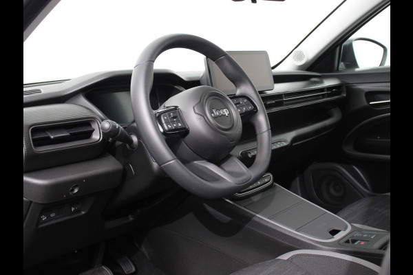 Jeep Avenger Altitude 54 kWh | Navigatie | Apple Carplay/ Android Auto | Parkeersensor achter | Cruise Control | Stoelverwarming | Full LED | Virtual Cockpit | Climate Control