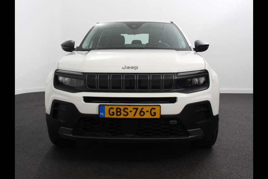 Jeep Avenger Altitude 54 kWh | Navigatie | Apple Carplay/ Android Auto | Parkeersensor achter | Cruise Control | Stoelverwarming | Full LED | Virtual Cockpit | Climate Control
