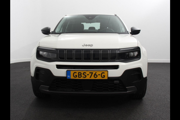 Jeep Avenger Altitude 54 kWh | Navigatie | Apple Carplay/ Android Auto | Parkeersensor achter | Cruise Control | Stoelverwarming | Full LED | Virtual Cockpit | Climate Control