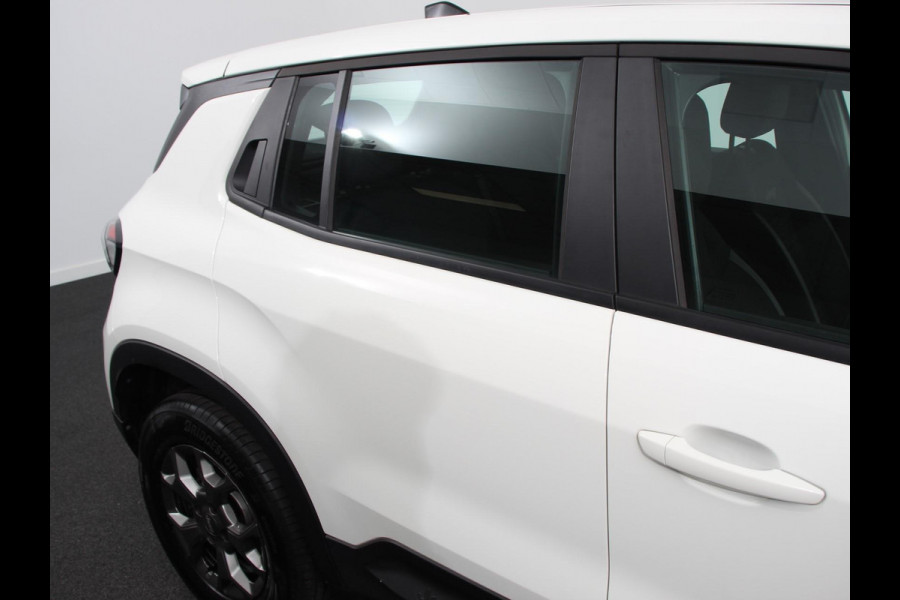 Jeep Avenger Altitude 54 kWh | Navigatie | Apple Carplay/ Android Auto | Parkeersensor achter | Cruise Control | Stoelverwarming | Full LED | Virtual Cockpit | Climate Control
