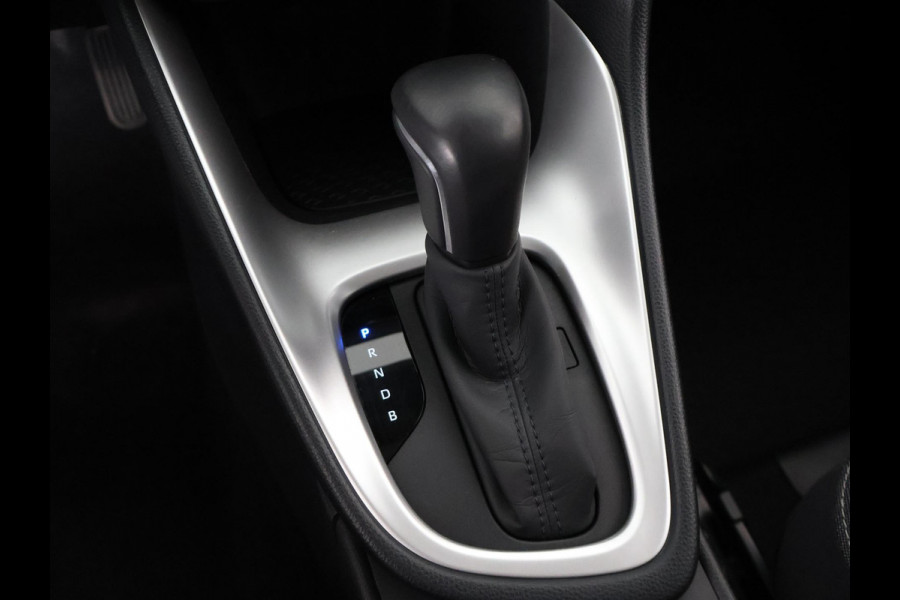 Toyota Yaris 1.5 HYBRID DYNAMIC PACK AUTOMAAT GARANTIE 2-2033! LMV.CAMERA.ADAPTIVE CRUISE.CLOUD NAVIGATIE