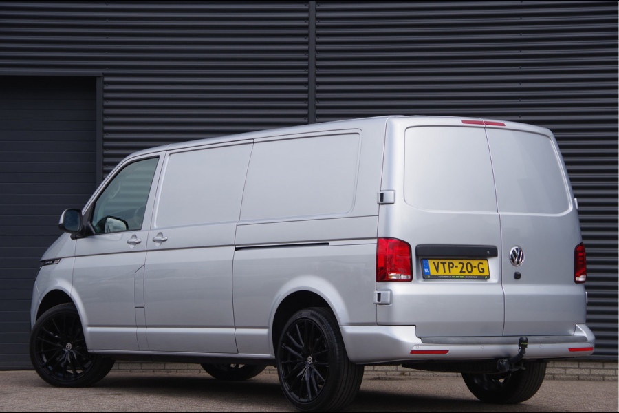 Volkswagen Transporter 2.0 TDI L2 BULLI 150PK AUT. LED, 2X SCHUIFDEUR, ADAPT. CRUISE, DIGITAL COCKPIT, STOELVERWARMING, APPLE CARPLAY