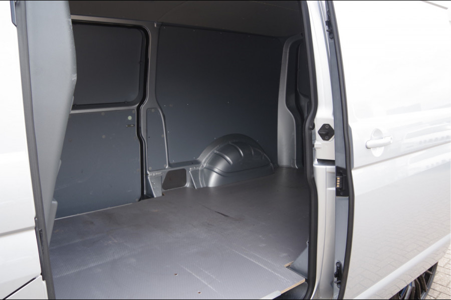 Volkswagen Transporter 2.0 TDI L2 BULLI 150PK AUT. LED, 2X SCHUIFDEUR, ADAPT. CRUISE, DIGITAL COCKPIT, STOELVERWARMING, APPLE CARPLAY