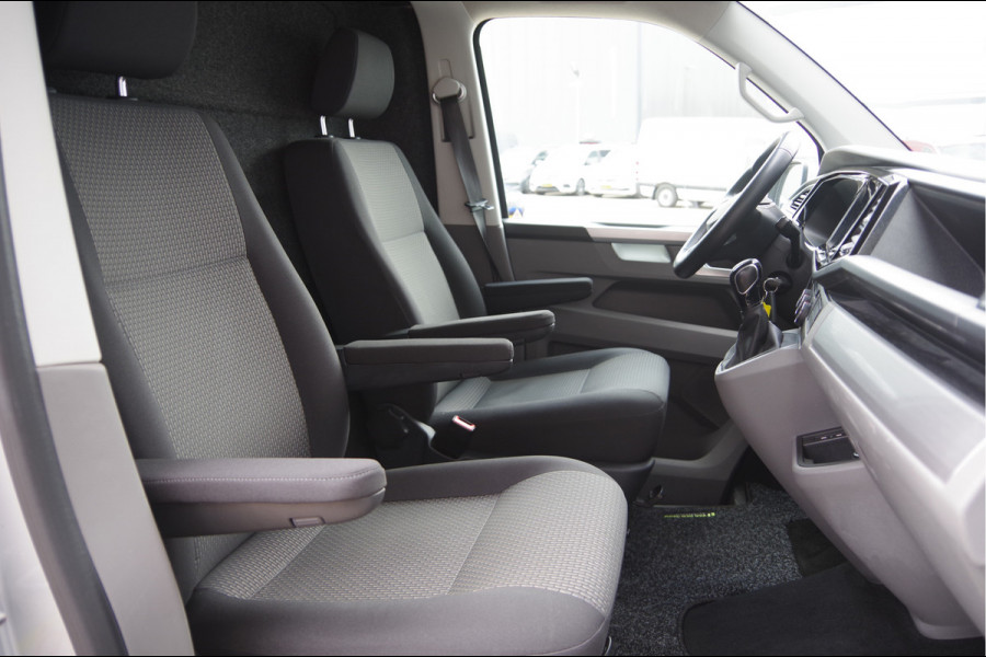 Volkswagen Transporter 2.0 TDI L2 BULLI 150PK AUT. LED, 2X SCHUIFDEUR, ADAPT. CRUISE, DIGITAL COCKPIT, STOELVERWARMING, APPLE CARPLAY