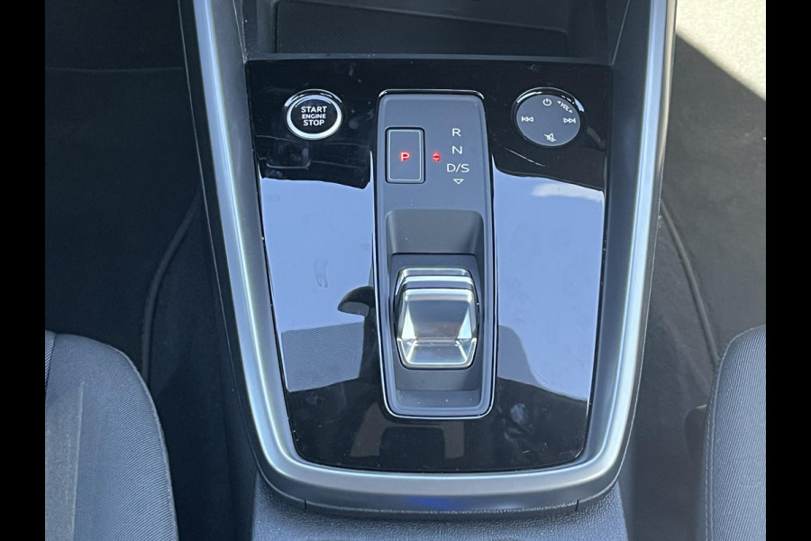 Audi A3 Sportback 35 TFSI S edition MHEV CAMERA | NAVI BY CARPLAY | RIJKLAAR INCL. 12 MND. BOVAGGARANTIE