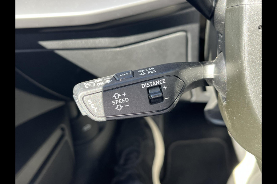 Audi A3 Sportback 35 TFSI S edition MHEV CAMERA | NAVI BY CARPLAY | RIJKLAAR INCL. 12 MND. BOVAGGARANTIE