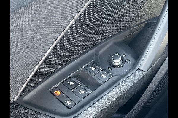 Audi A3 Sportback 35 TFSI S edition MHEV CAMERA | NAVI BY CARPLAY | RIJKLAAR INCL. 12 MND. BOVAGGARANTIE